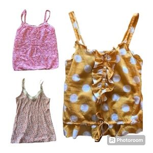 ⚡️ (3 Qty) Adorable Sleeveless Tank Top Blouse  ~ Size S ⚡️